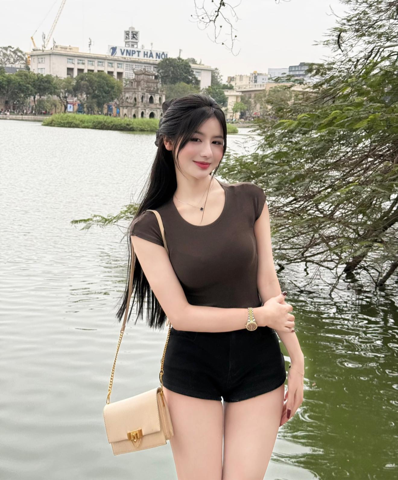 爱在黎明前